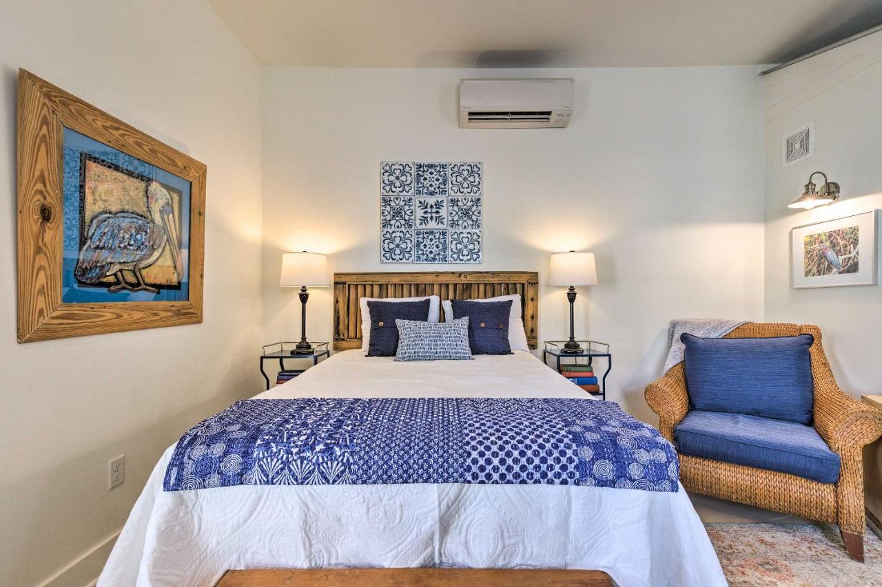 Appartement Old Town Getaway, Walk To Shopping, Dining, And Bay! à Bay St. Louis Extérieur photo