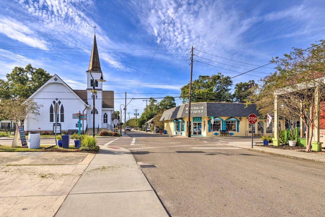 Appartement Old Town Getaway, Walk To Shopping, Dining, And Bay! à Bay St. Louis Extérieur photo