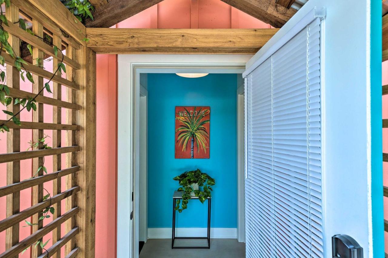 Appartement Old Town Getaway, Walk To Shopping, Dining, And Bay! à Bay St. Louis Extérieur photo