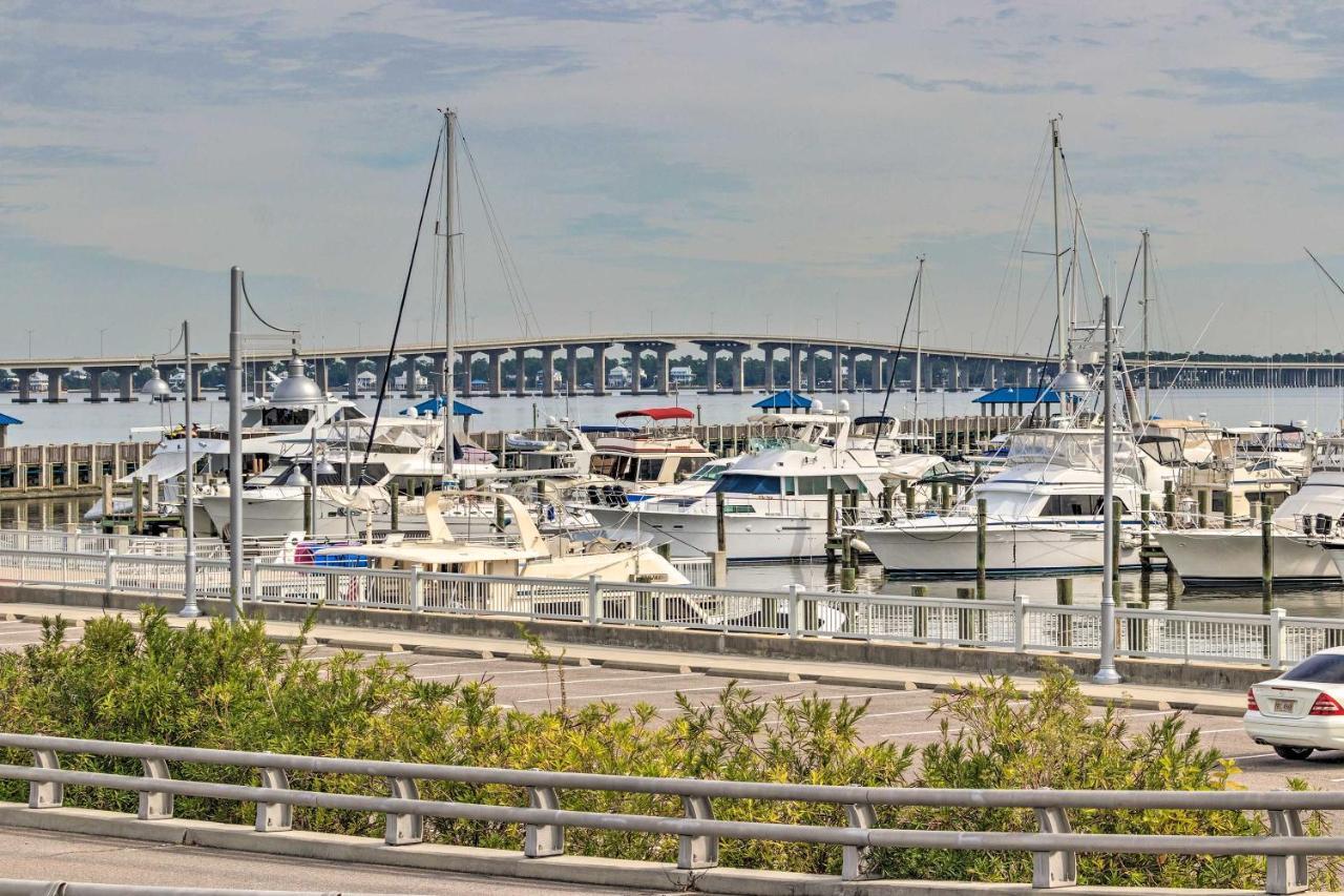 Appartement Old Town Getaway, Walk To Shopping, Dining, And Bay! à Bay St. Louis Extérieur photo